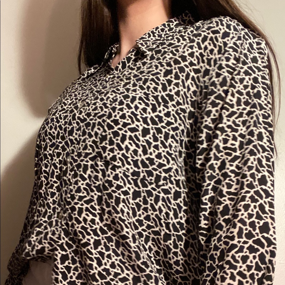 patterned button up - Picture 3 of 3
